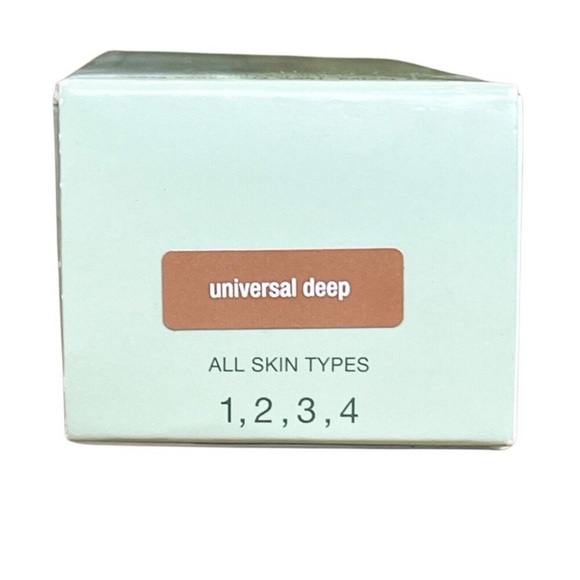 Clinique Moisture Surge Sheertint Hydrator SPF 25 Tinted Universal color deep - Picture 2 of 3